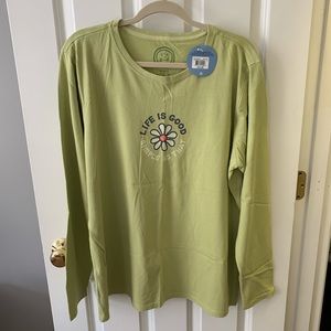 NWT Life is Good T-shirt